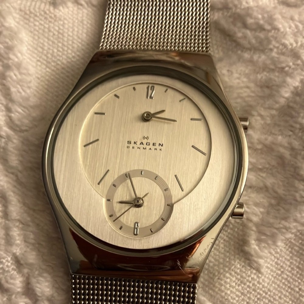 Skagen Silver Minimalist Mesh Watch